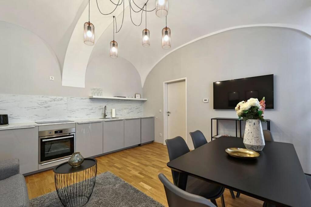 Vienne City Apartment Crown 6 Kültér fotó